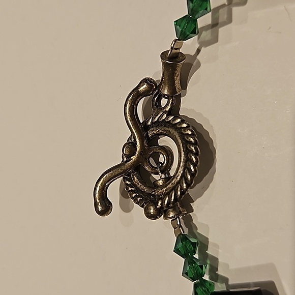 Crystal & Enamel 3 Leaf Clover 8" Bracelet - Picture 5 of 7